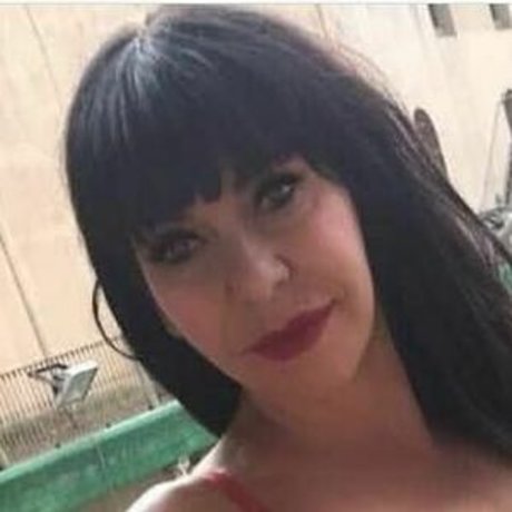 Naima Guidi erotische exklusive galerie
