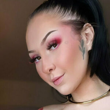 Bella Scorn hd nacktheit bild