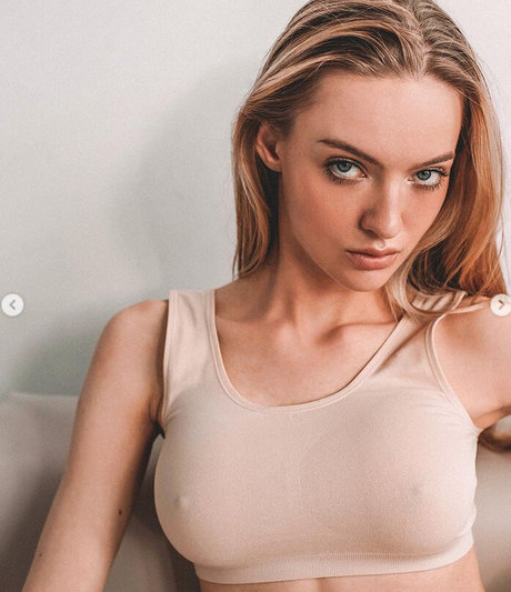 anna marihuana hübsche nacktheit galerie