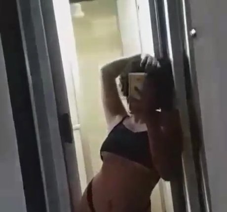 Dona Raba hd pornographische bild