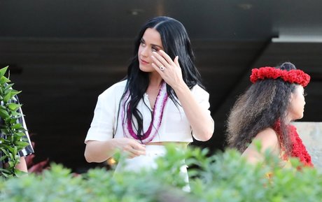 körper nur fans nackte fotos