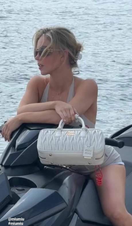 ebenholz-shemale-onlyfans hd heiße archiv