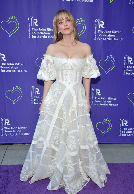 Kaley Cuoco kunst sex bilder