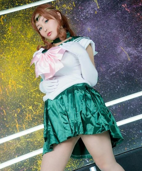 asiatisches dienstmädchen nur fans kostenlose heiße bilder