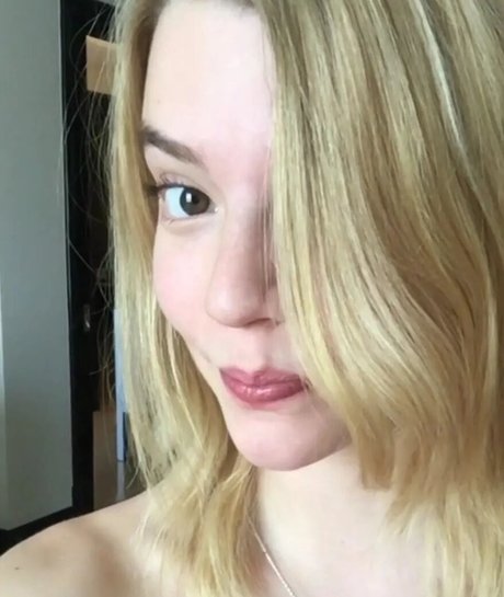 teen onlyfans porno erotische foto