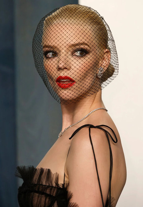 Anya Taylor Joy top erotische bild