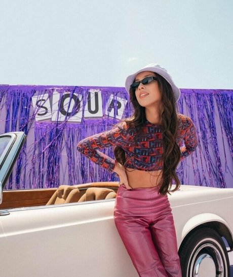 Olivia Rodrigo model pornographische archiv