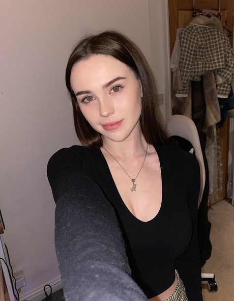 Frankie Lollia nackt erotische fotos