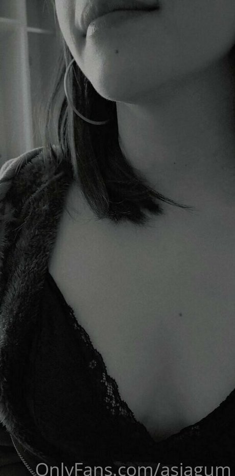 asiagum pornostar sex bild