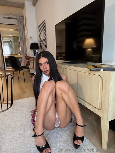 asiatische yoga-onlyfans heiße akt bild