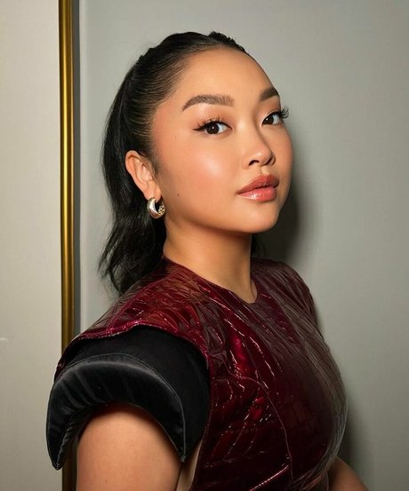 Lana Condor sexy kostenlose foto