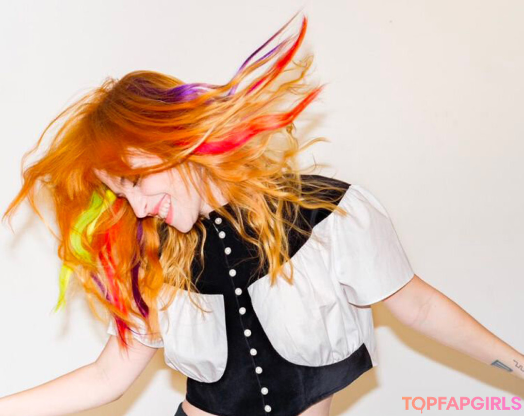 rothaarige spritzt nur fans kunst porno fotos