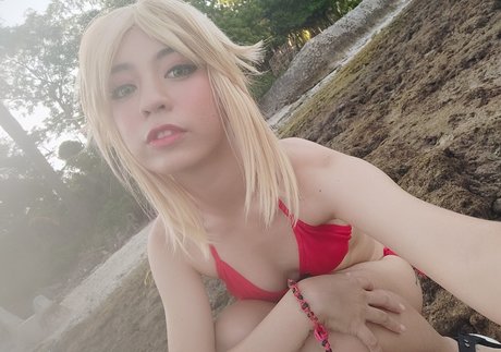 asiatische gilf-onlyfans nackt schöne fotos