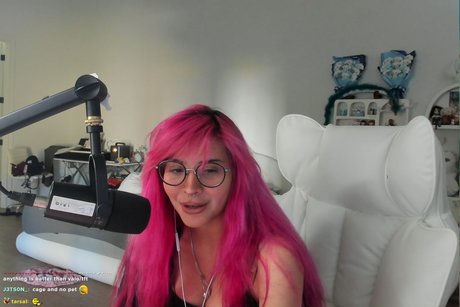 Noodlenom perfekte pornostar galerien