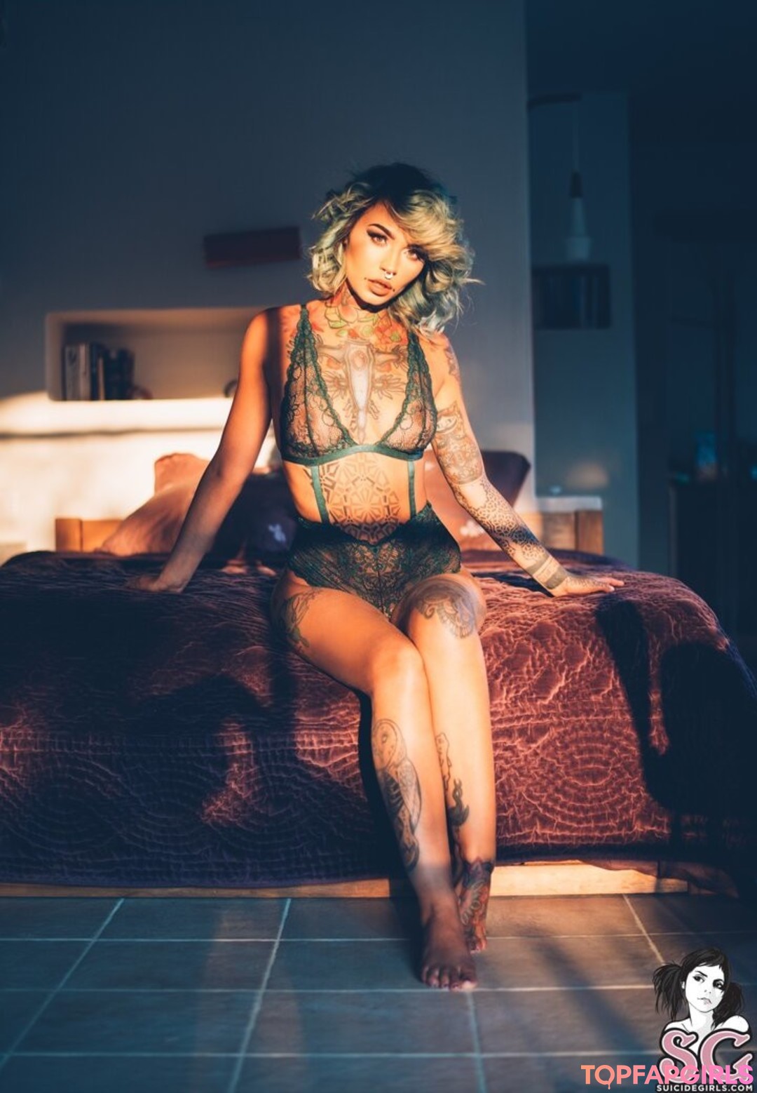 Fishball Suicide nacktheit erotische bilder