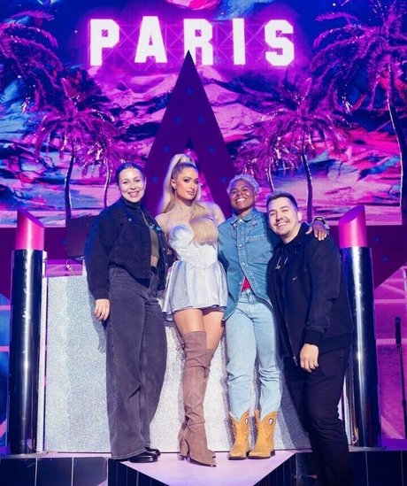 große schamlippen nur fans kunst xxx archiv