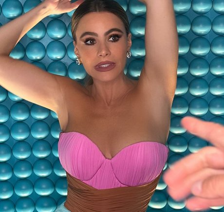 Sofia Vergara model sexy bilder