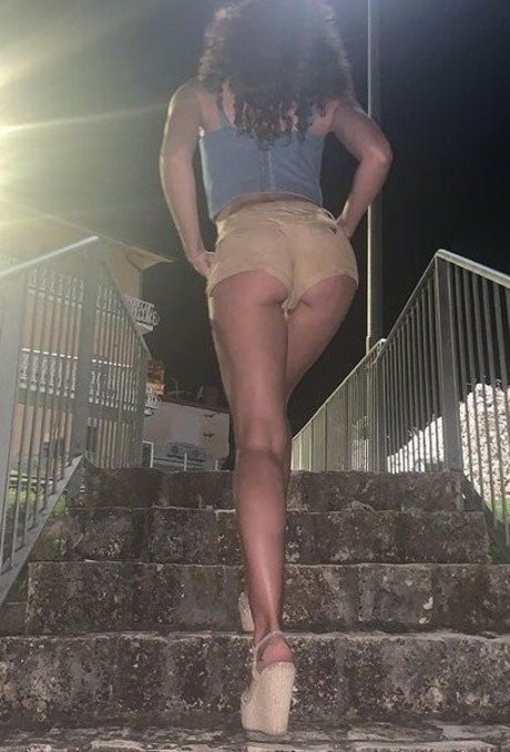 Sara Quattrociocche porno top foto