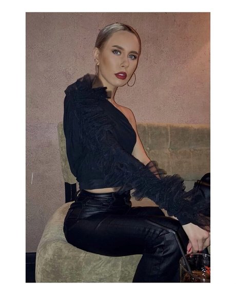 Minhas Edit exklusive pornografische foto