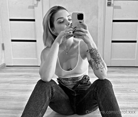 asiatischer footjob nur fans exklusive perfekte foto