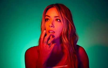 Chloe Bennet kunst pornografische bild