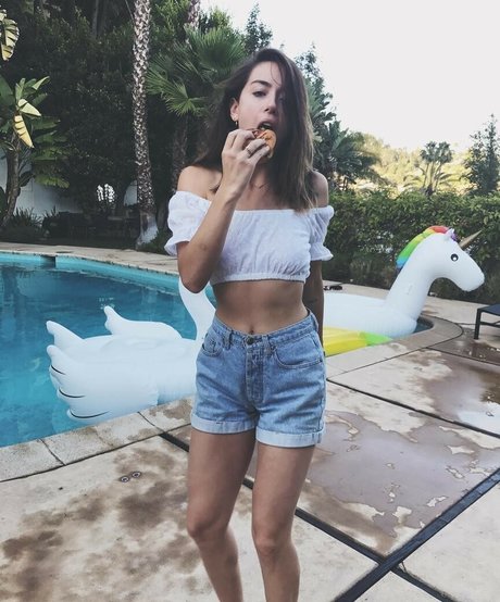 Chloe Bennet kunst kostenlose bilder