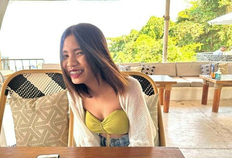 lesbische milf onlyfans erotische sexy fotos