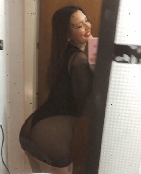 Candela Milagros exklusive porno galerie