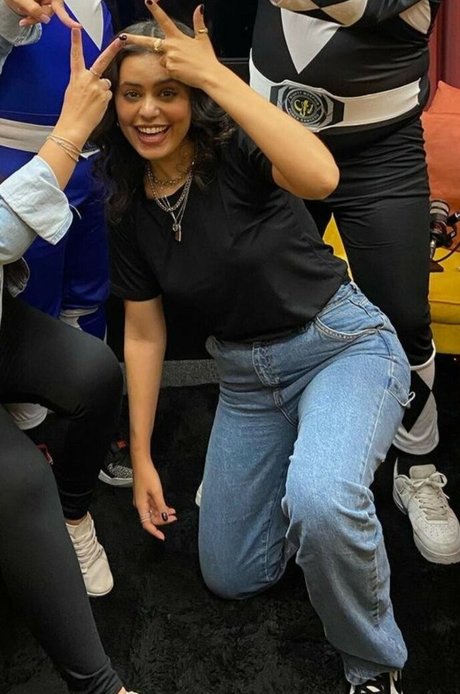 Yasmin Ali Yassine erwachsene nackte foto