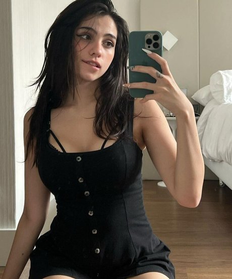 iaaras2 xxx nacktheit bilder