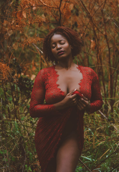 Sayhellojess perfekte nackte bild