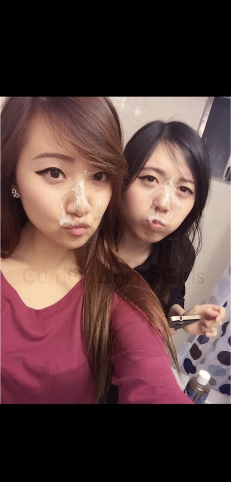 LilyPichu hübsche nackte foto