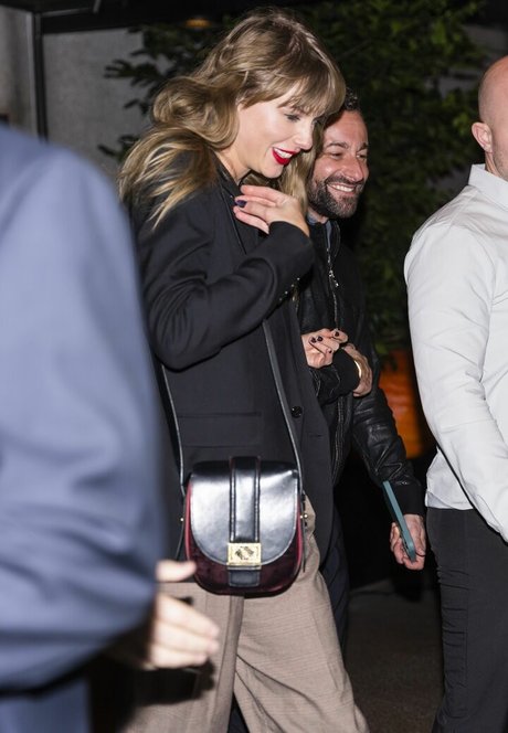 Taylor Swift schauspielerin nackten bilder