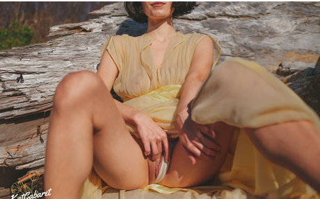 Kat Cabaret schauspielerin pornographische bilder