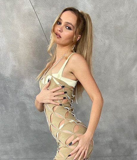 Lily Rose Depp heiße beste bild