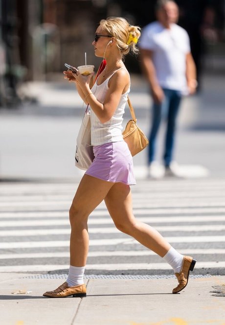 Lily Rose Depp erwachsene beste fotos