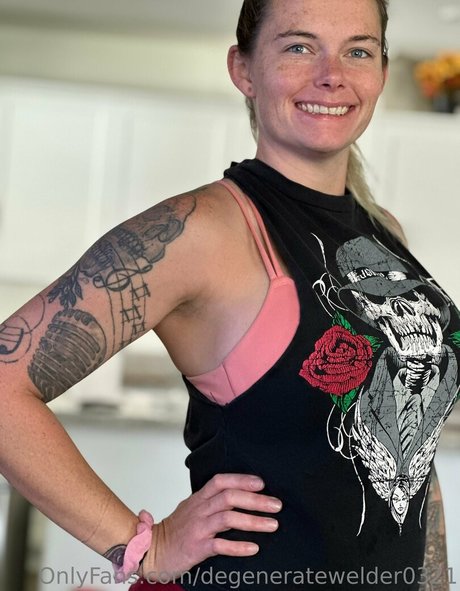 degeneratewelder0321 xxx akt foto