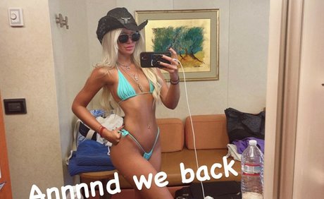 lesbische milf onlyfans sexy kunst bilder