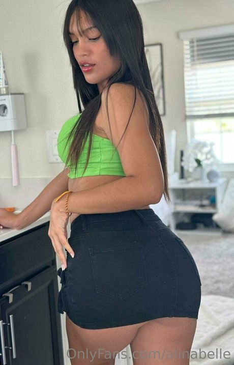 Alinabelle schauspielerin heiße bilder