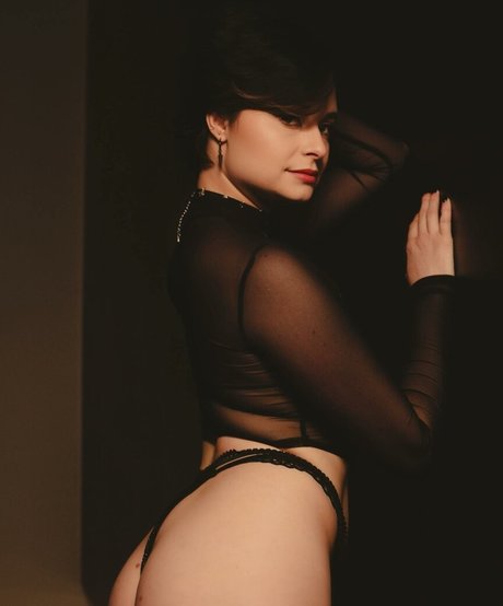 dessous-onlyfans schöne akt galerien