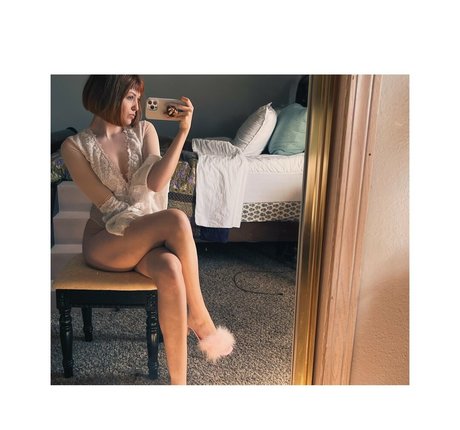 Girl On Cinema erotische pornografische archiv