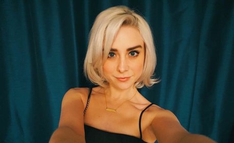 Alessandra Torresani erwachsene freie archiv
