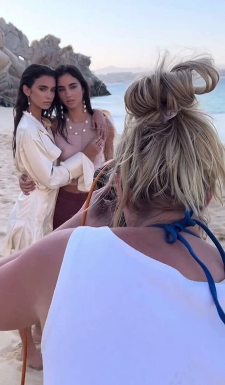 teen lesben onlyfans hübsche freie foto