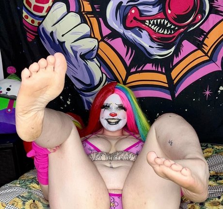 circusbabiefree exklusive nackte bild
