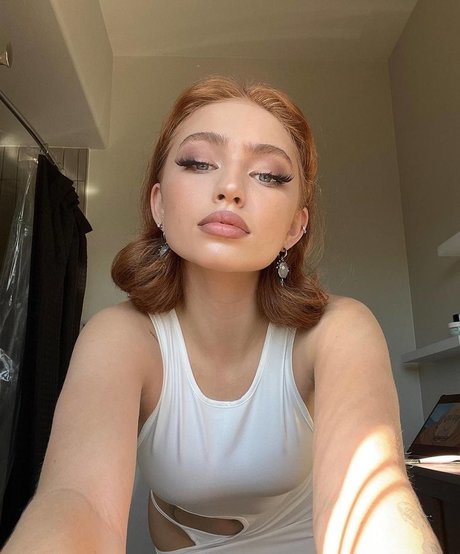 Renata Valliulina nackte pornostar archiv