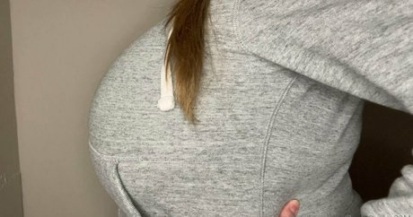 BustyQueen32M schauspielerin hübsche galerien