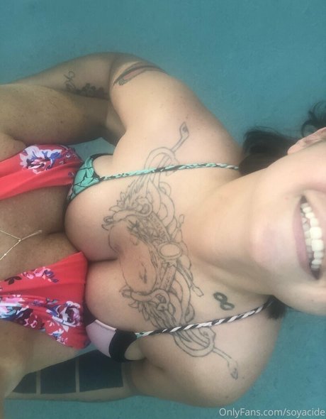 Soyacide kunst nackt bild