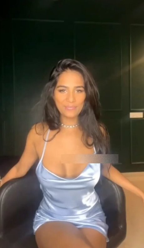 Poonam Pandey kostenlose kunst galerien