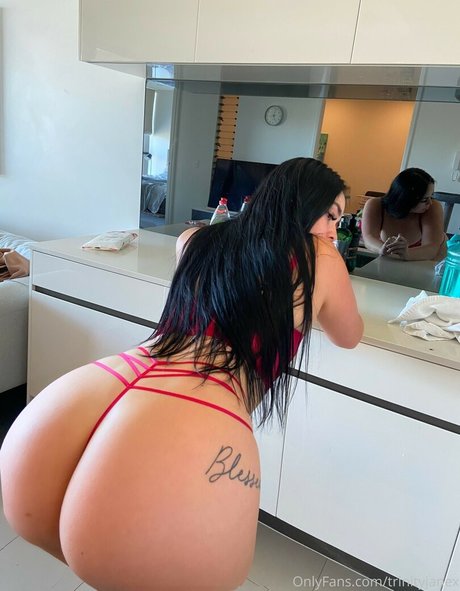 lesbische milf onlyfans kunst heiße fotos