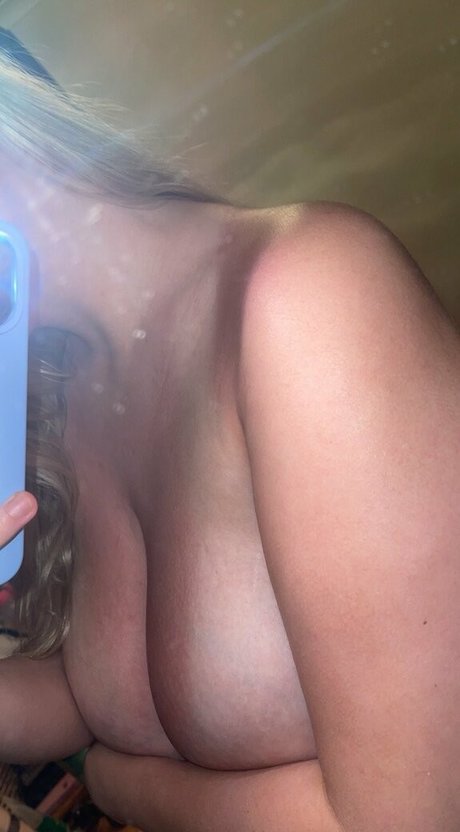 Sxren schauspielerin akt bild